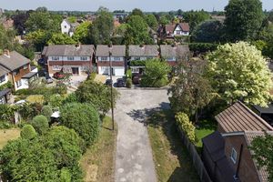 Seymour Close, East Molesey Drone- click for photo gallery